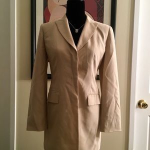 Ann Taylor 3-buttoned Blazer Size 2P